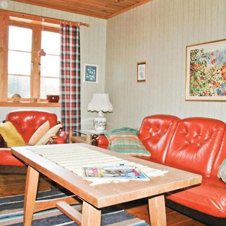 Cozy Home In Uddevalla With Wifi Häljebol Eksteriør bilde