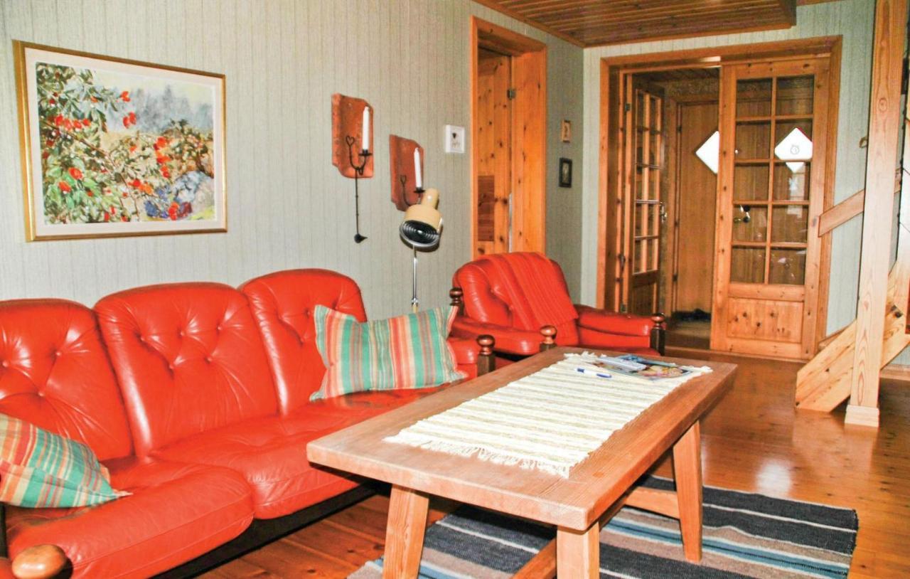 Cozy Home In Uddevalla With Wifi Häljebol Eksteriør bilde